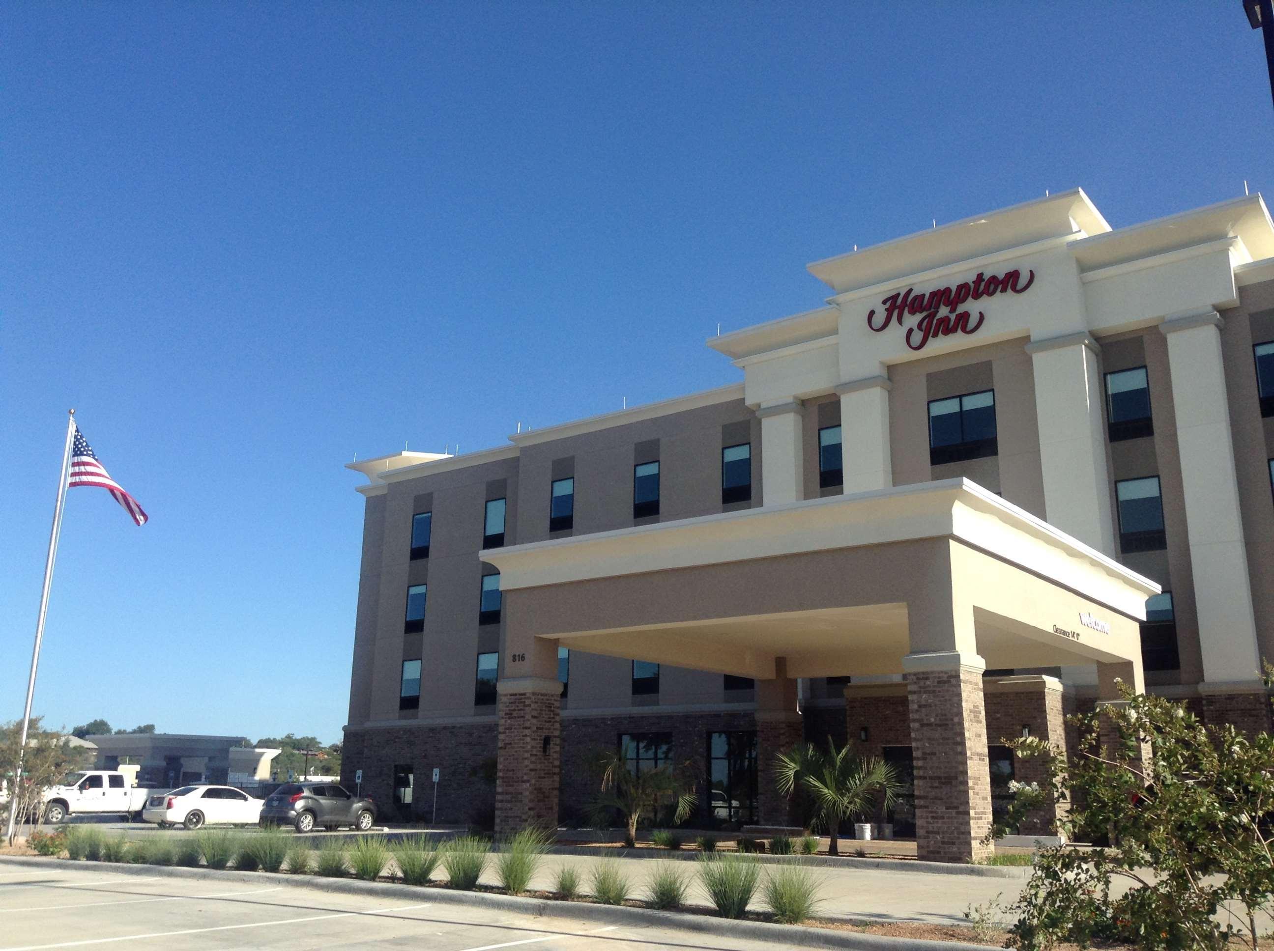 Hampton Inn אוזונה מראה חיצוני תמונה
