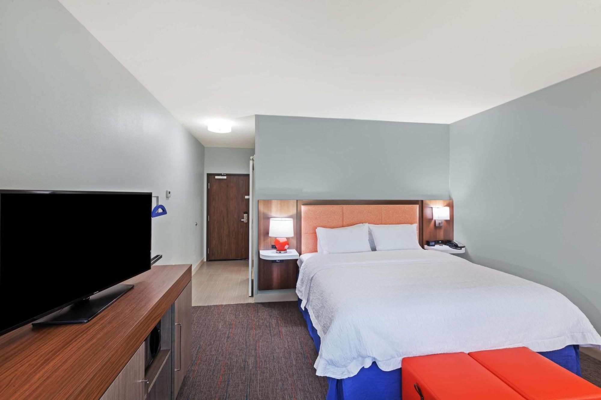 Hampton Inn אוזונה מראה חיצוני תמונה
