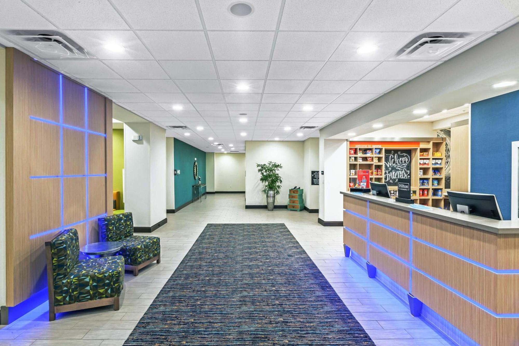 Hampton Inn אוזונה מראה חיצוני תמונה